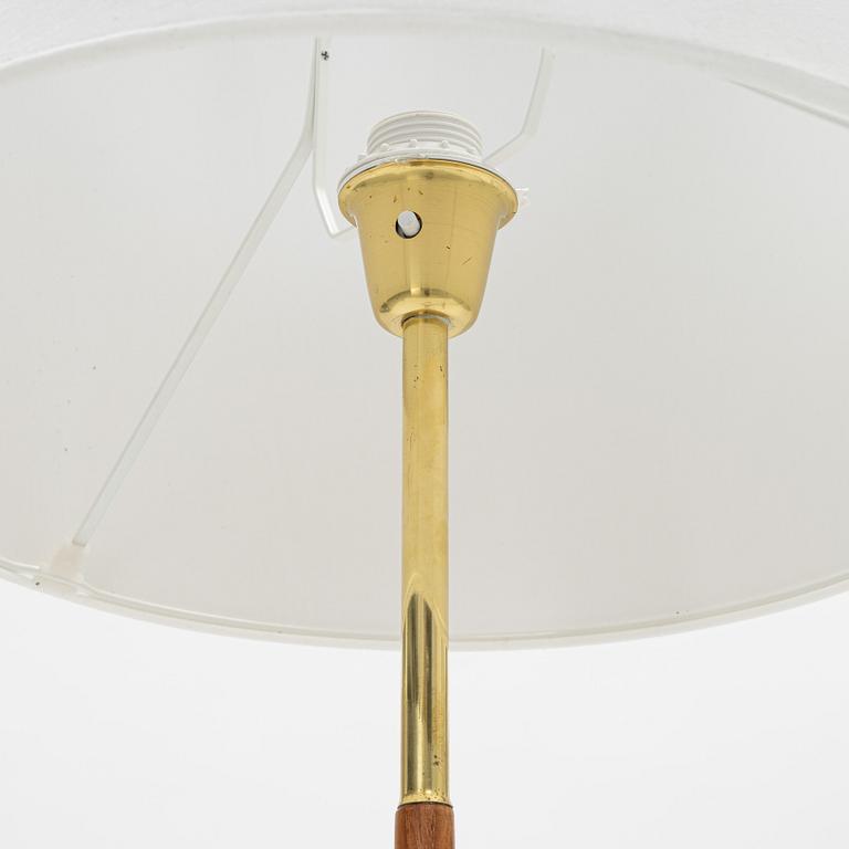 A pair of teak floor lights, Möllers Armatur, Eskilstuna, 1960's.