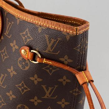 Louis Vuitton, 'Neverfull MM'.