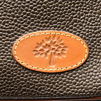 SALKKU ja LOMPAKKO, Mulberry.