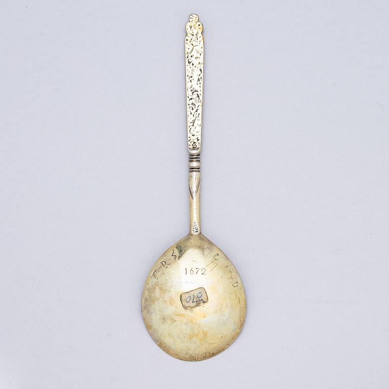 Sked, förgyllt silver, möjligen av Simon Lockert (Stockholm 1655-).