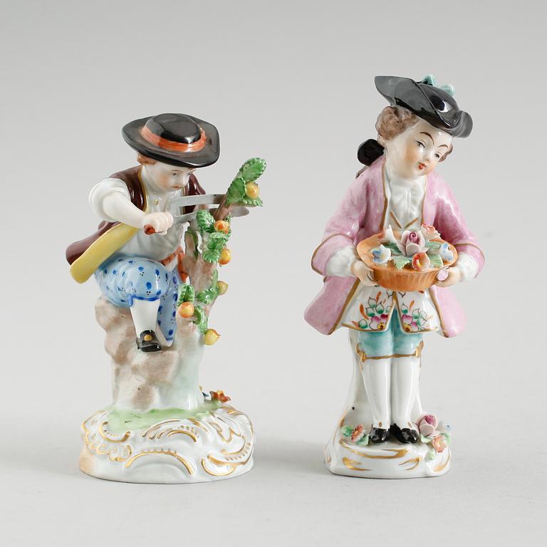 FIGURER, 2 st, porslin, Dresden och Sitzendorf, 1900-talets mitt.