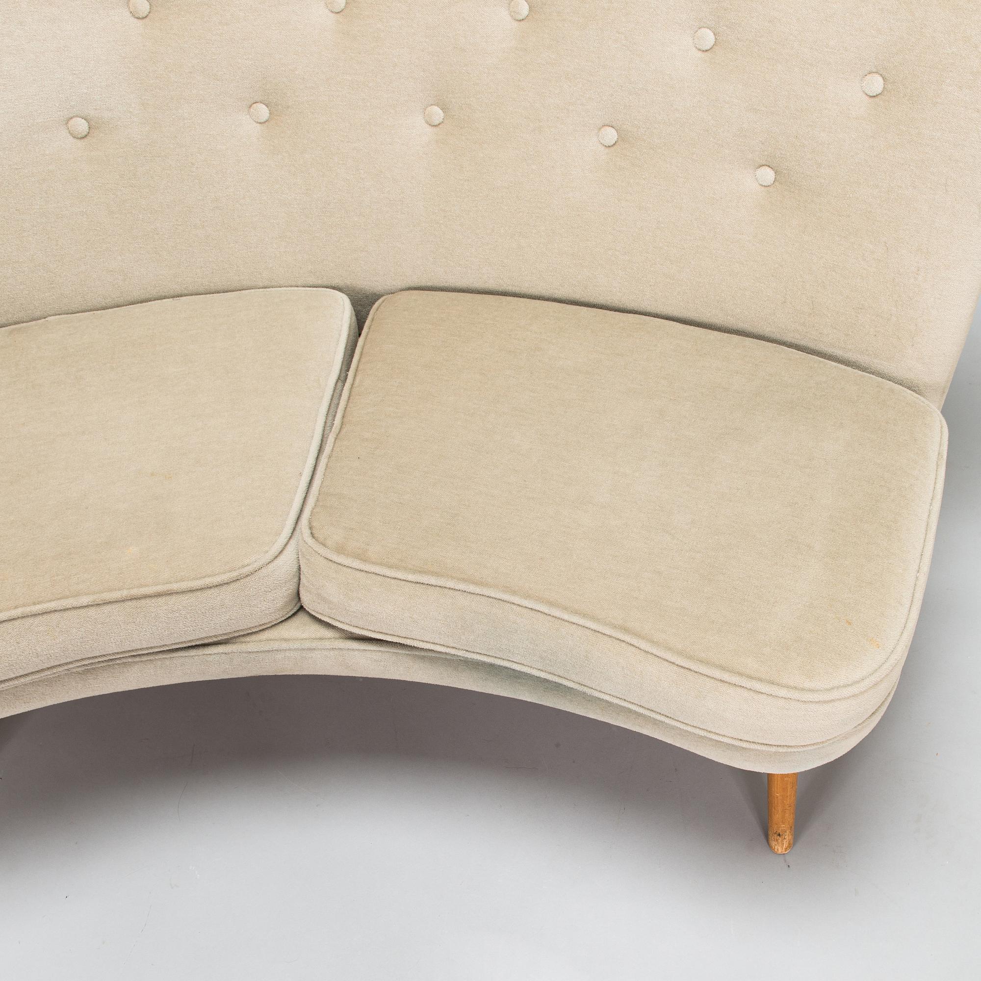 Carl Gustaf Hiort af Ornäs, a 1950s 'Kim' sofa for Puunveisto Oy.