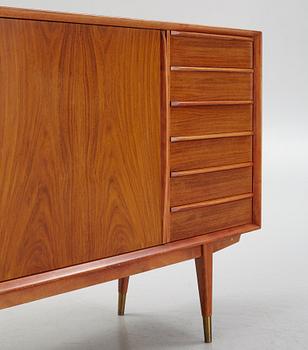 Sideboard, teak, 1900-talets mitt.