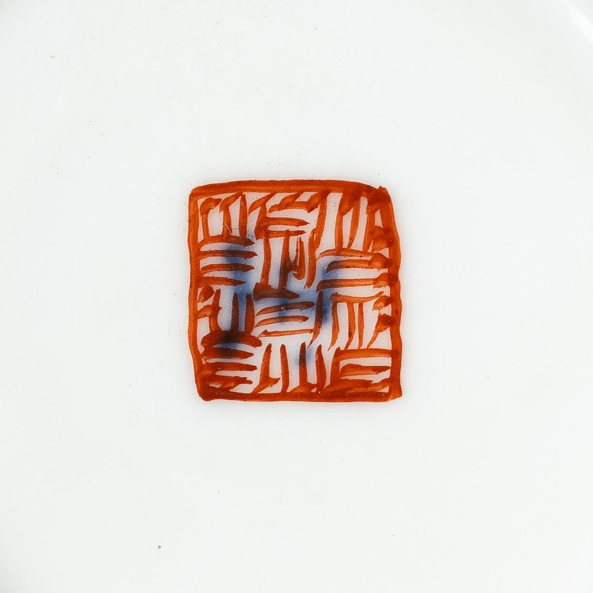 Six clobbered porcelain vases, China, Qingdynasty, 18th century.