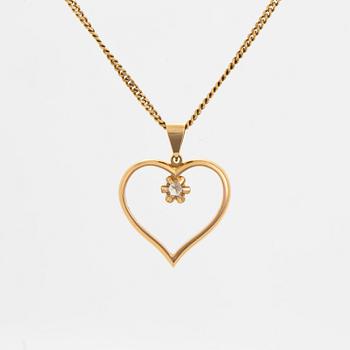 Brilliant-cut diamond heart pendant, with chain.