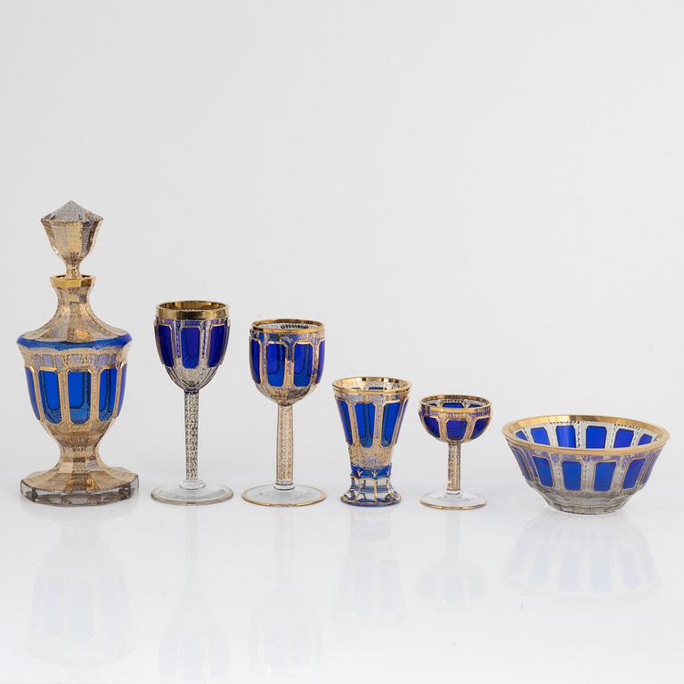 A 16-piece part 'Venezia' glass service, Franz Heide glass factory, Bohemian-Kamnitz, Bohemia, mid-20th Century.