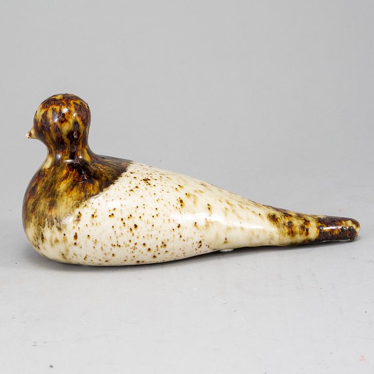 ULLA KRAITZ, stoneware sculpture, signed and dated -75.