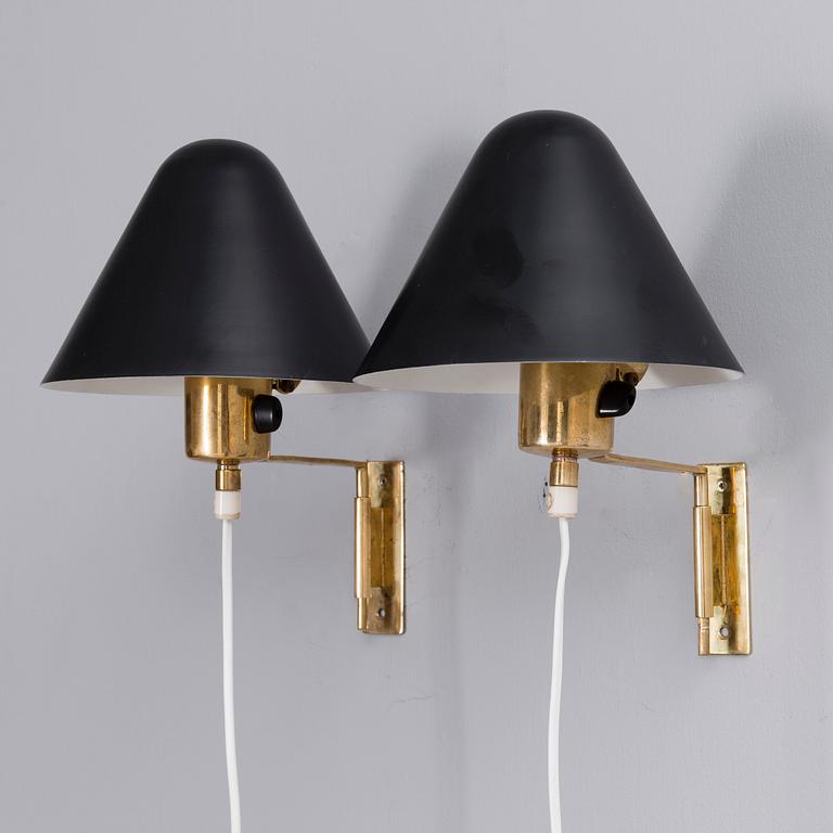 PAAVO TYNELL, A SET OF TWO WALL LAMPS.  No. 7284. Manufactured by Taito. 1940s.