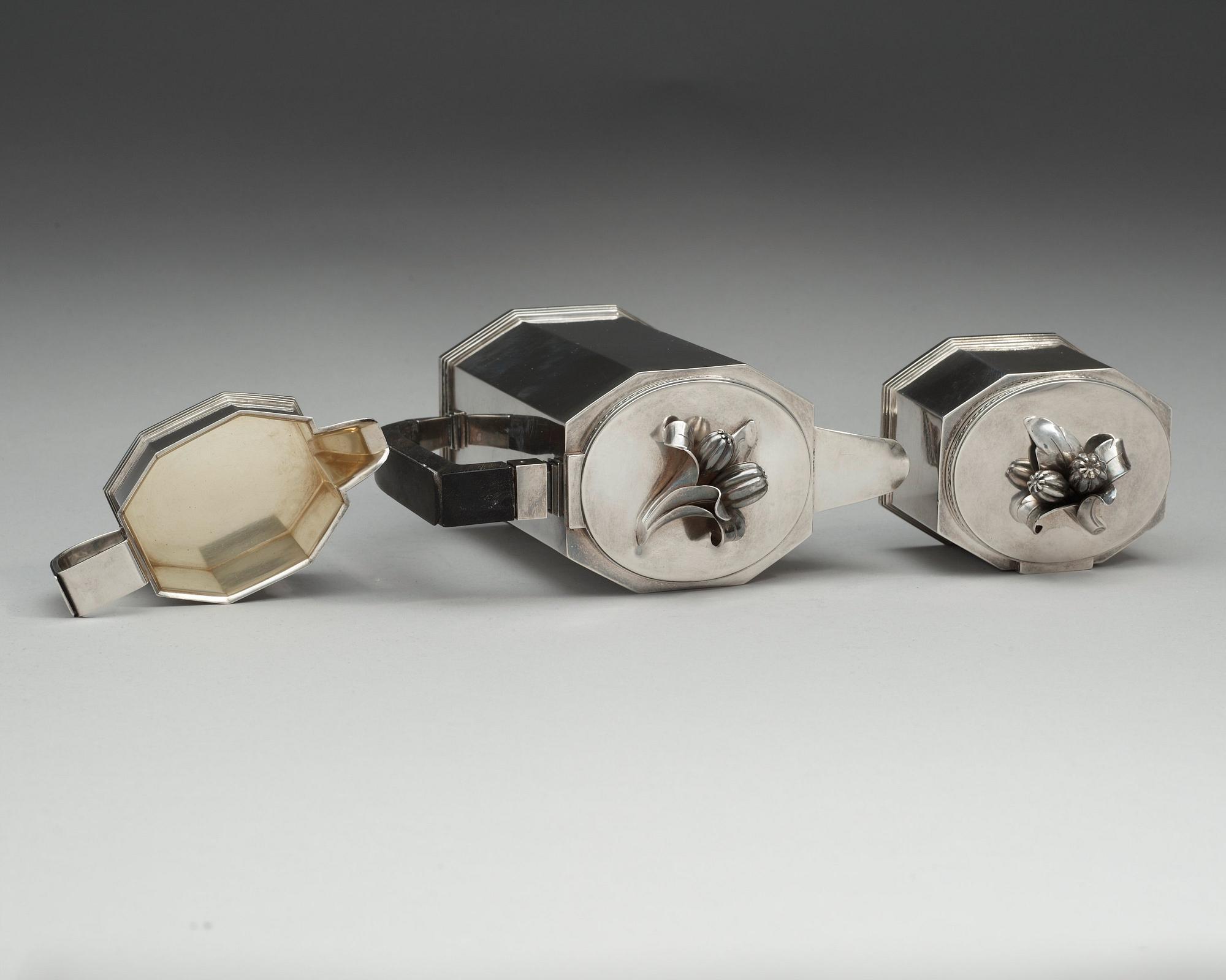 An Atelier Borgila sterling 3 pcs coffee service, Stockholm 1944.