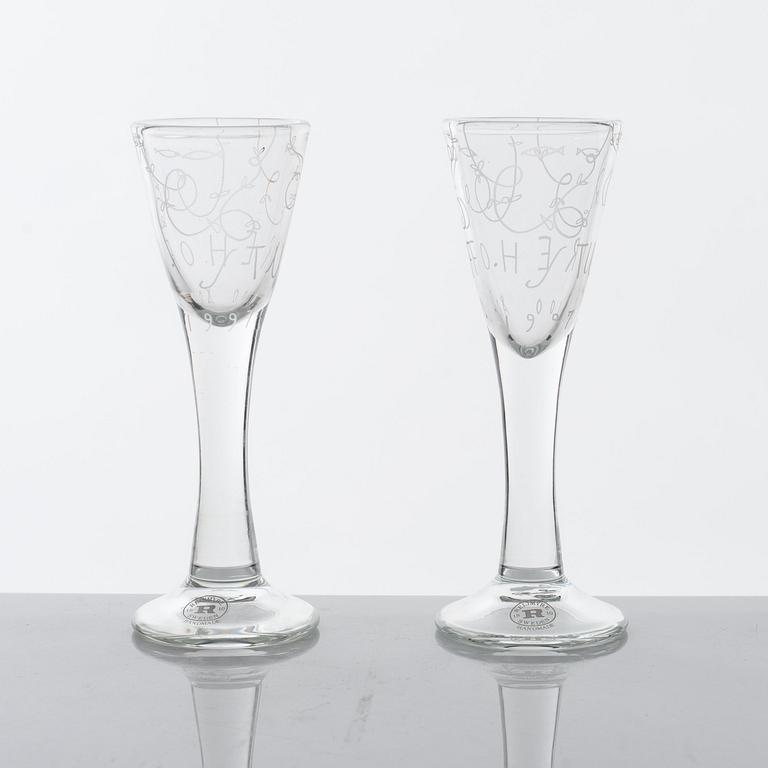 Jonas Bohlin, snapsglas, ett par, "Ett glas", Reijmyre, 1997.