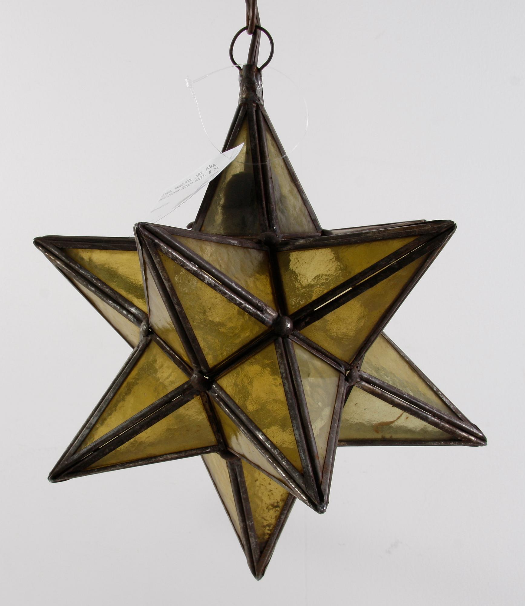 VÄGGLYKTA, järn, glas, 1900-talets första hälft. H 75.