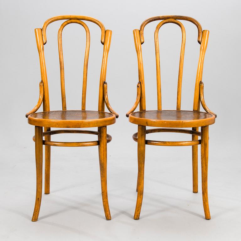 STOLAR, 6 st, Thonet, 1900-talets första hälft, tillverkade för den ryska marknaden, brännmärkta.