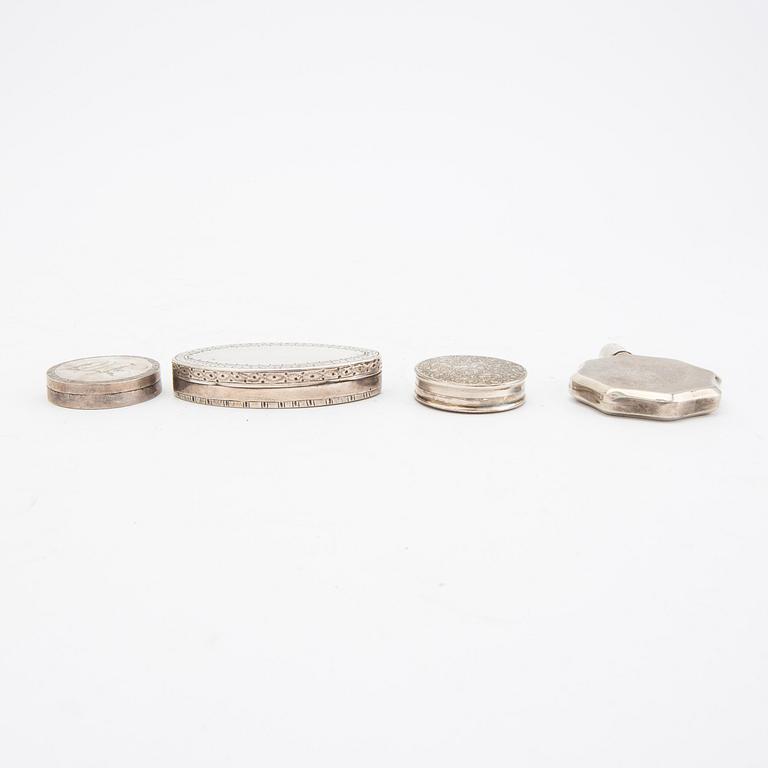 Dosor 3 st samt flakong silver 18/1900-tal.