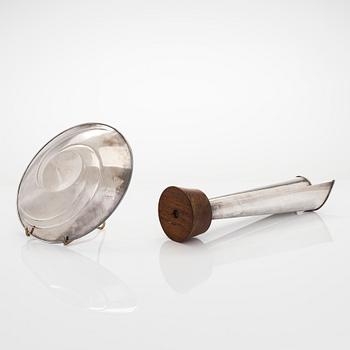 Tapio Wirkkala, a 'Flame' silver vase, and a silver dish, Kultakeskus, Hämeenlinna, 1962 and 1961.