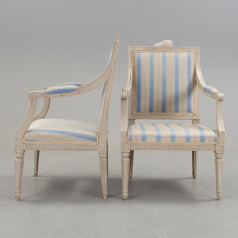 A PAIR SWEDISH GUSTAVIAN ARMCHAIRS, late 18th century.