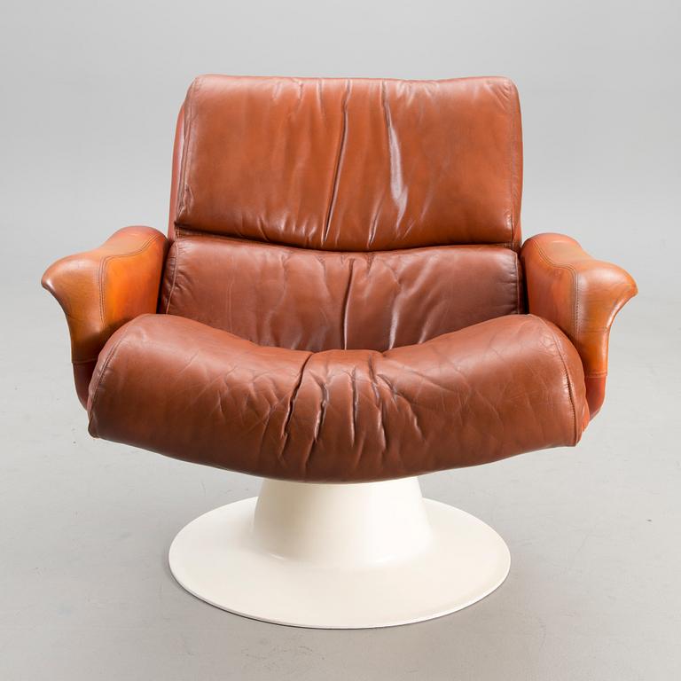 YRJÖ KUKKAPURO, NOJATUOLI, "Saturnus", Haimi.