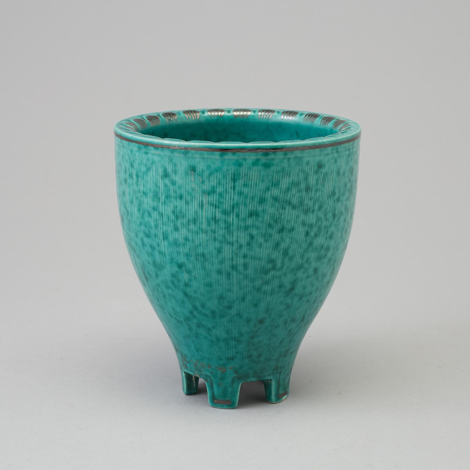 WILHELM KÅGE, an 'Argenta' stoneware vase from Gustavsberg, 1954.