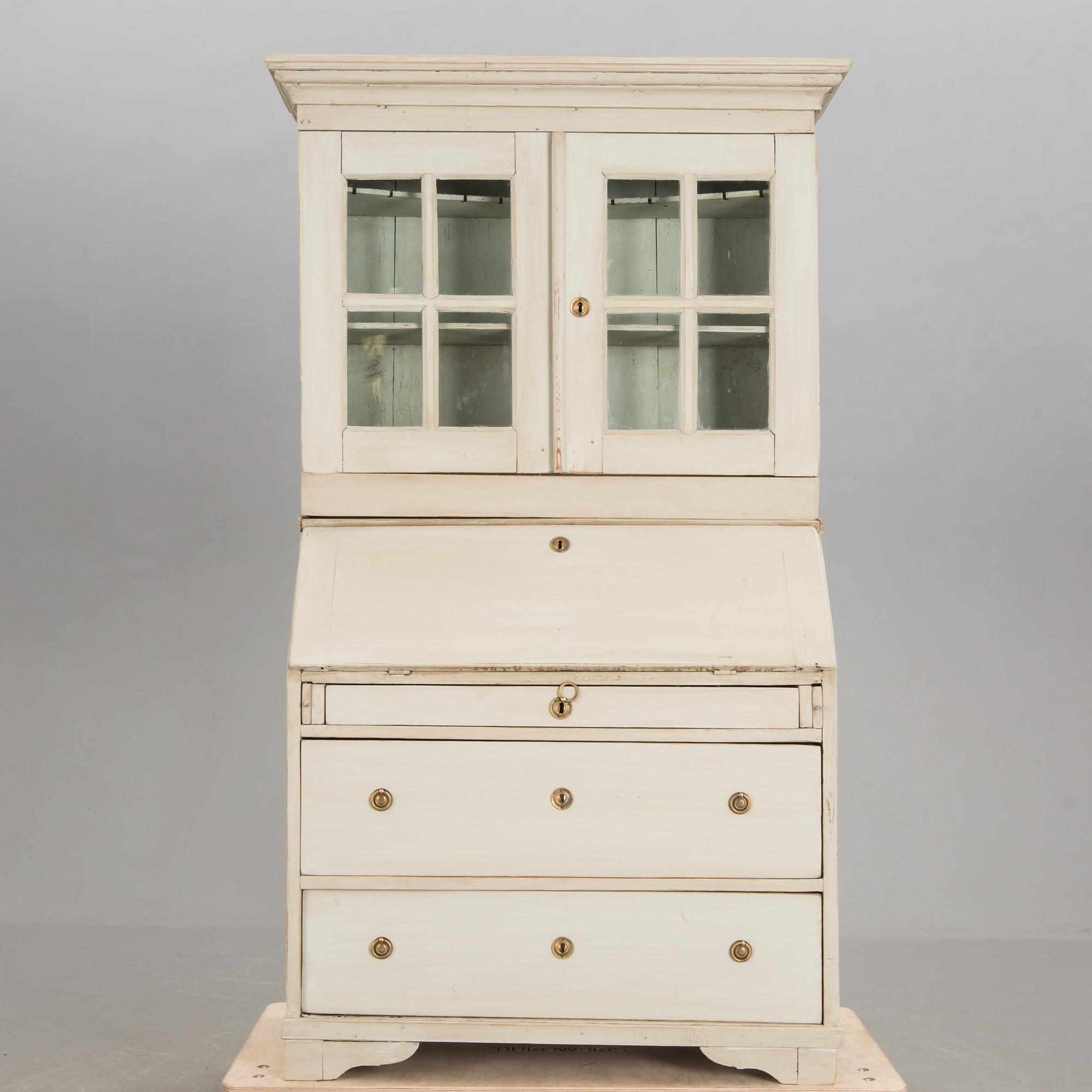 SKRIV/VITRINSKÅP, 1800-tal.