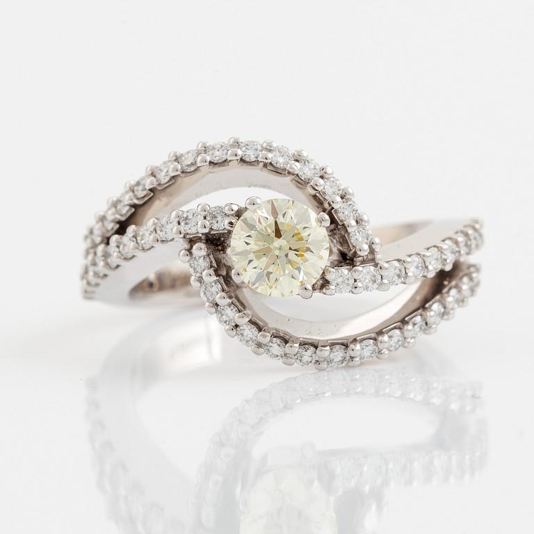 Brilliant cut diamond ring.