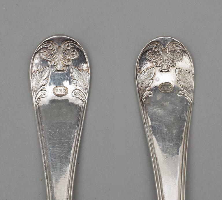 RAGUSKEDAR, 2 st, silver, bla E Nordin, Sundsvall, 1833 resp 1855. Totalvikt 269 g.