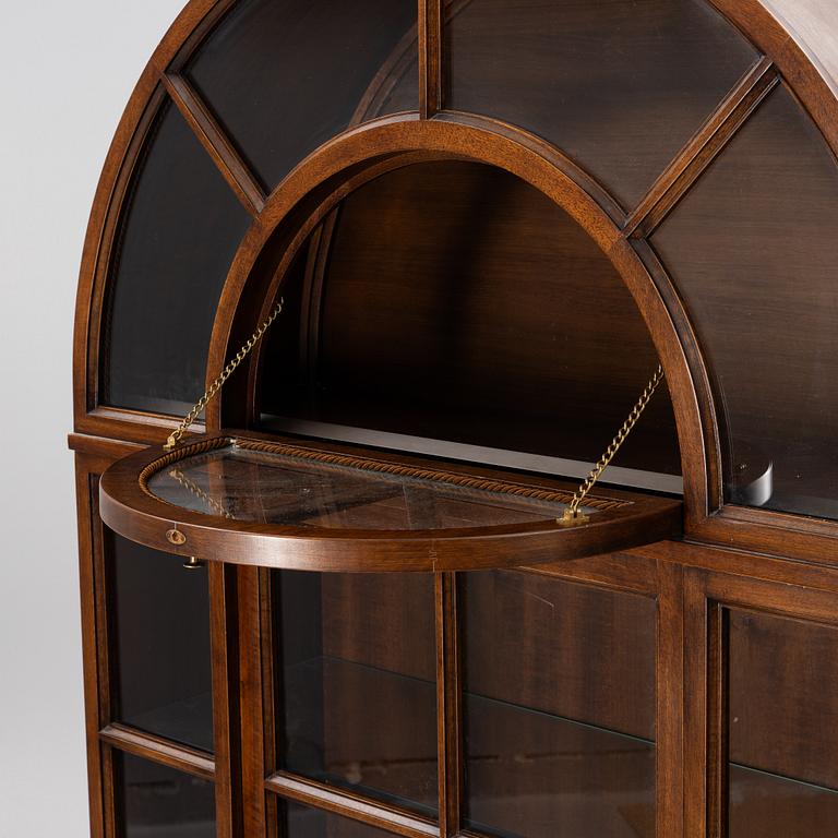 Vitrinskåp, Selva, Italien.