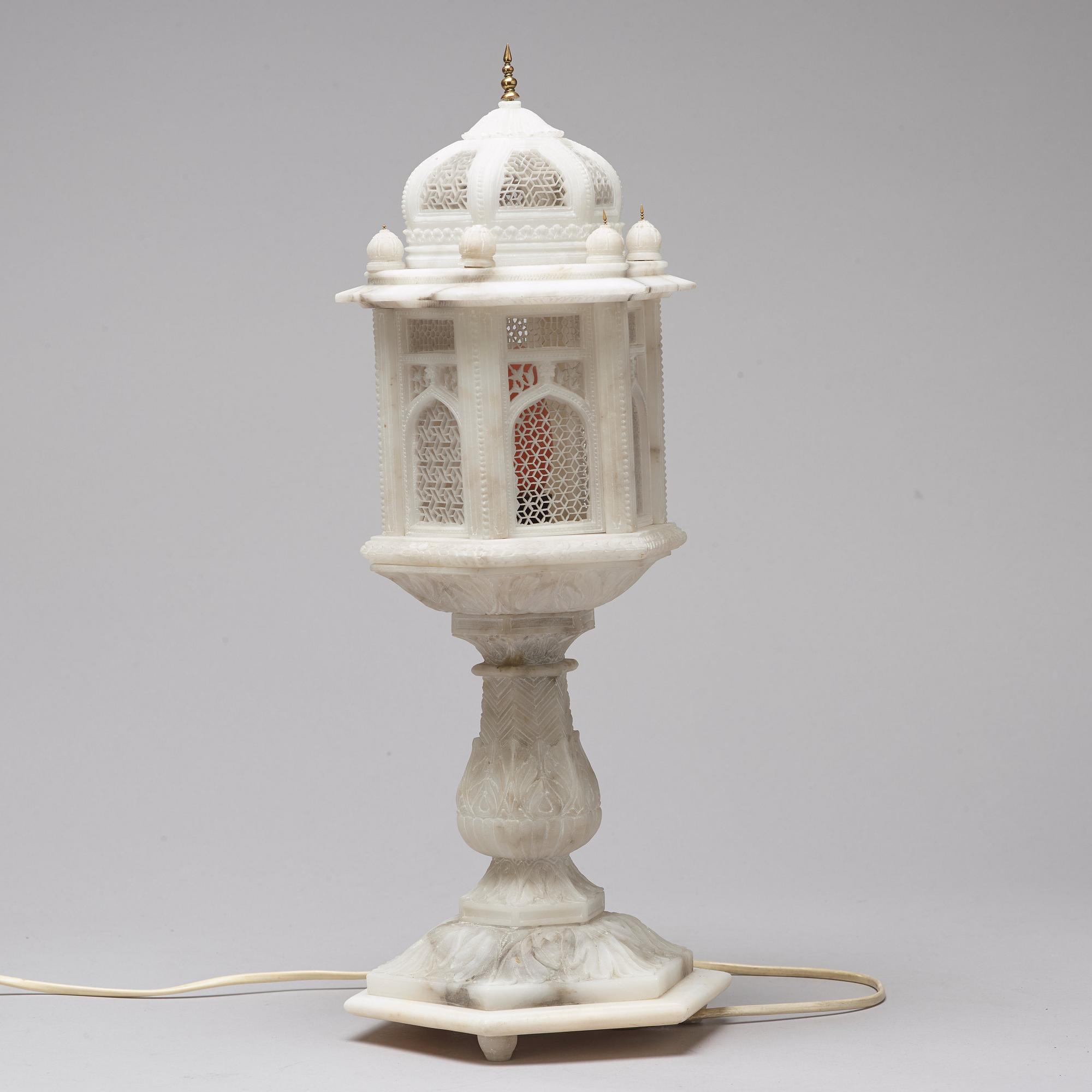 Bordslampa, alabaster, Agra, Indien.