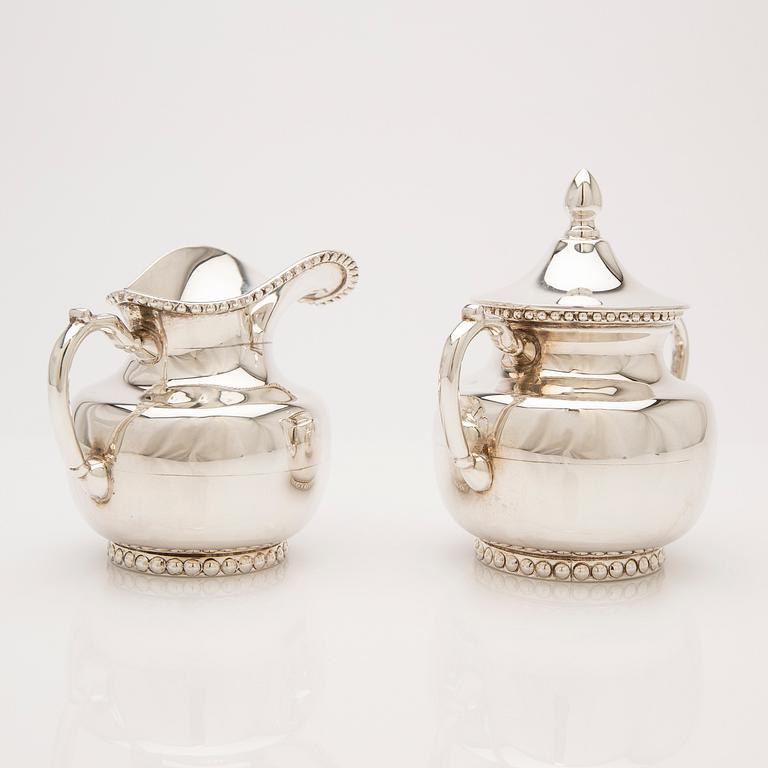Creamer and sugar bowl with lid, sterling silver, Mexico.