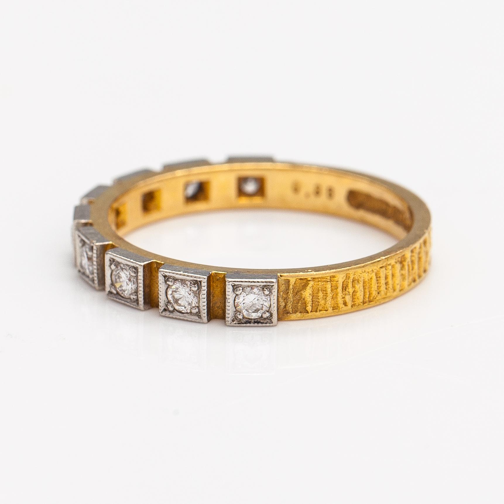 Björn Weckström, An 18K gold ring "Timanttikihla" with diamonds ca. 0.36 ct in total. Lapponia 1975.