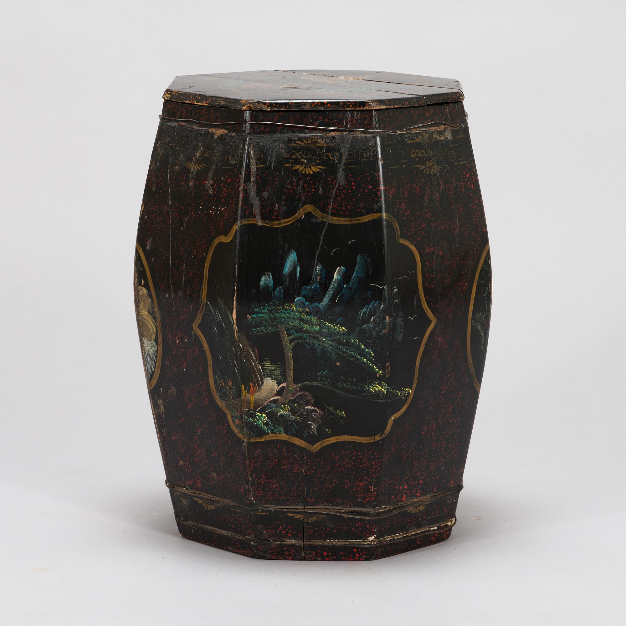 A Chinese stool from around 1900.