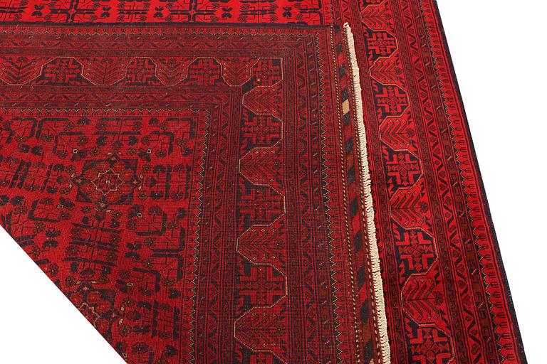 An Afghan Mamluk carpet, c. 292 x 204 cm.