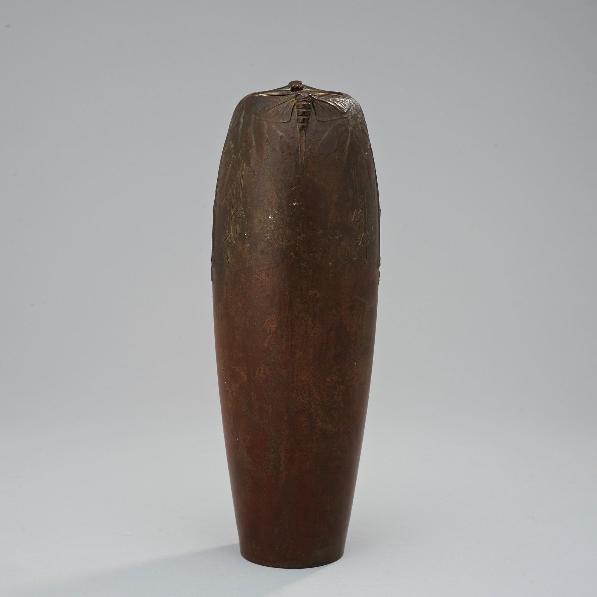 An Emy Wahlström Art Nouveau patinated bronze vase, AB Hugo Elmqvist, Stockholm.