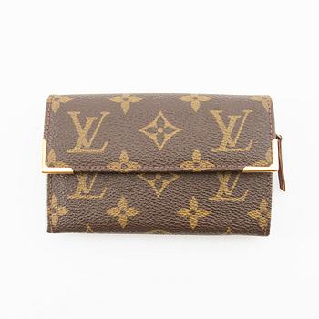 Louis Vuitton,.