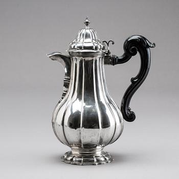 A SWEDISH SILVER COFFEE POT, probably Gävle or Lidköping, 18th century, weight c:a 750 g.