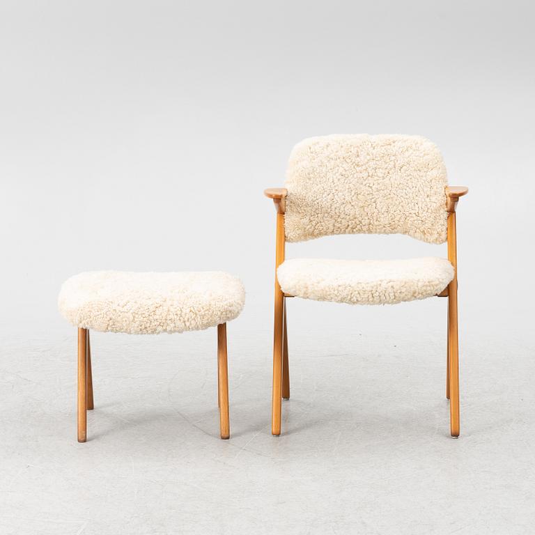 Bengt Ruda, karmstol, modell "562-026", med fotpall, ur "Triva-serien", Nordiska Kompaniet.