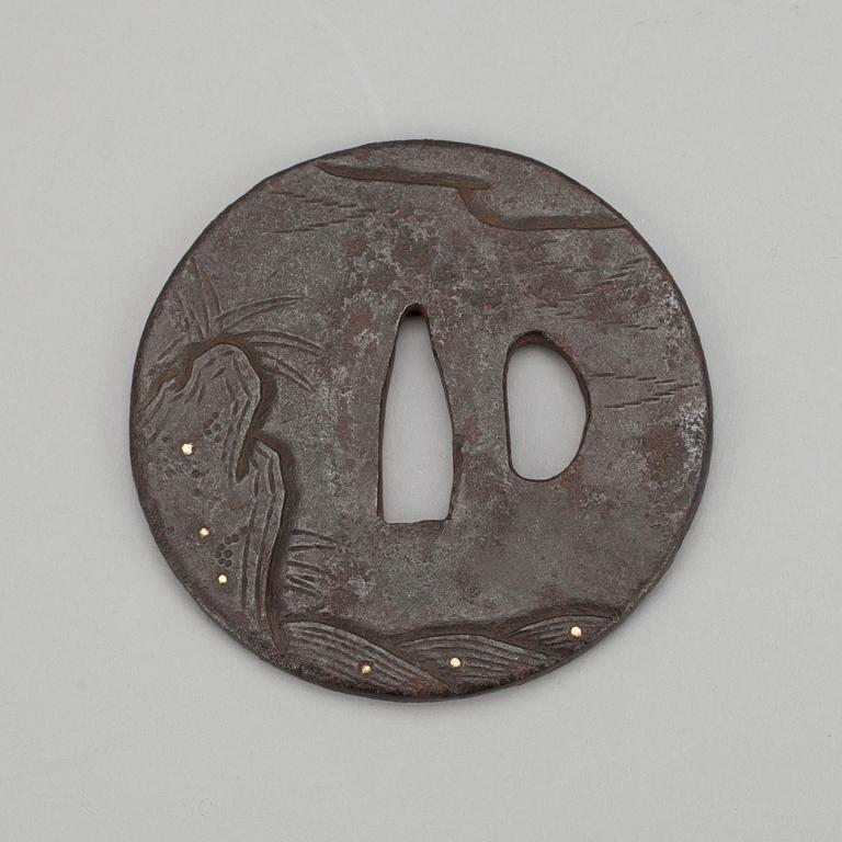 TSUBA, järn, Japan, 1800-tal.