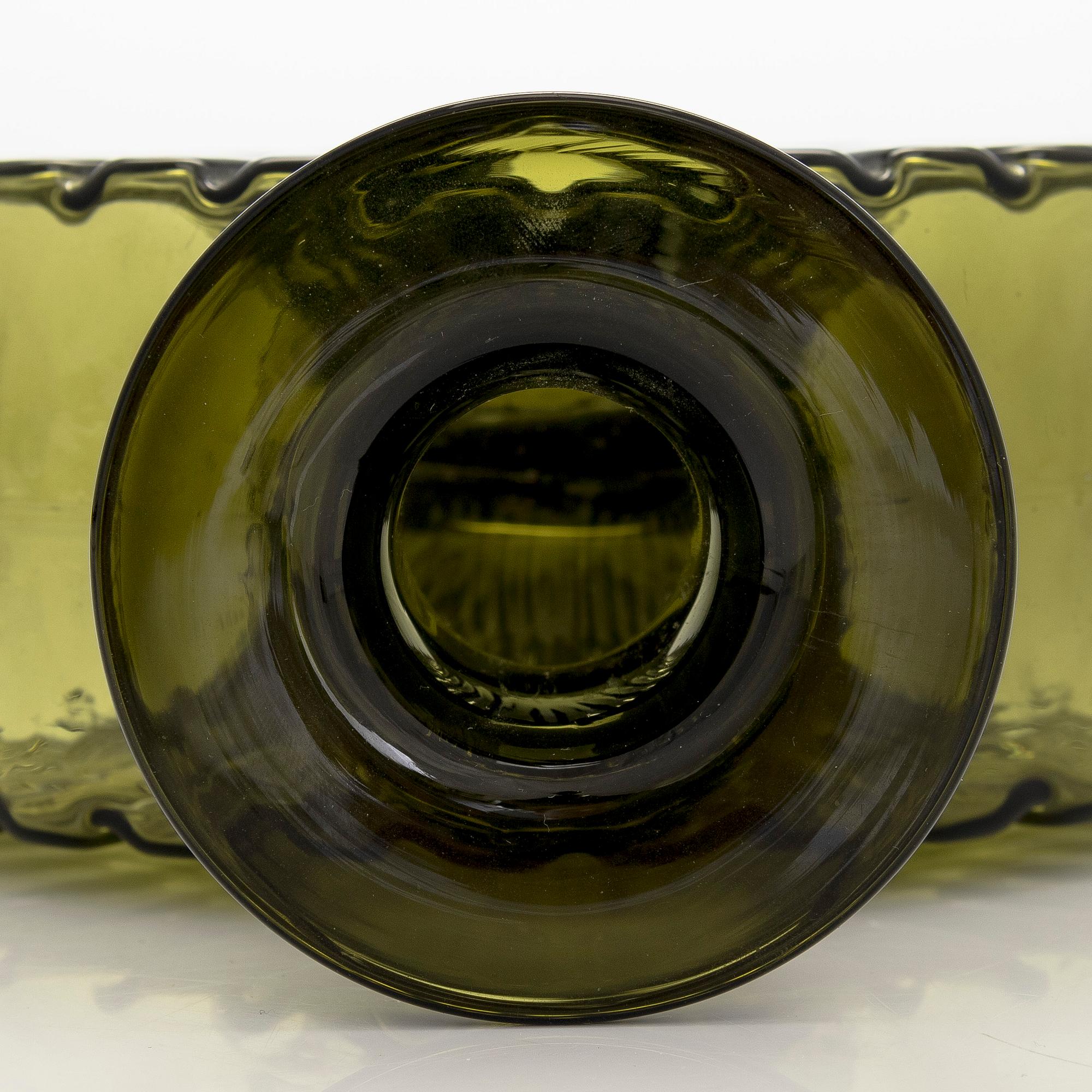 Helena Tynell, a 'Sun bottle' for Riihimäen Lasi Oy. In production 1964-1974.