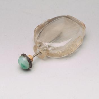 Two Chinese snuff bottles, Qing dynasty, 19th Century.