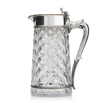 302. Praktkaraff för vin, slipat glas med silverbeslag. Wilhelm Bolin, Moskva 1912-1917, firma W.A. Bolin.
