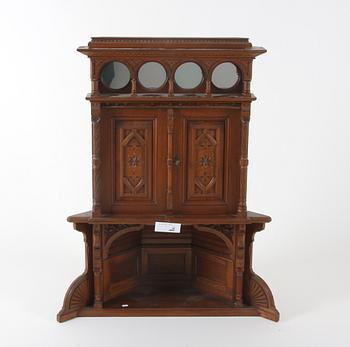 SKÅPÖVERDEL, Tyskland, 1800-talets slut.