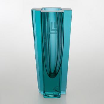 Aimo Okkolin, a glass vase, signed Aimo Okkolin Riihimäen Lasi Oy.