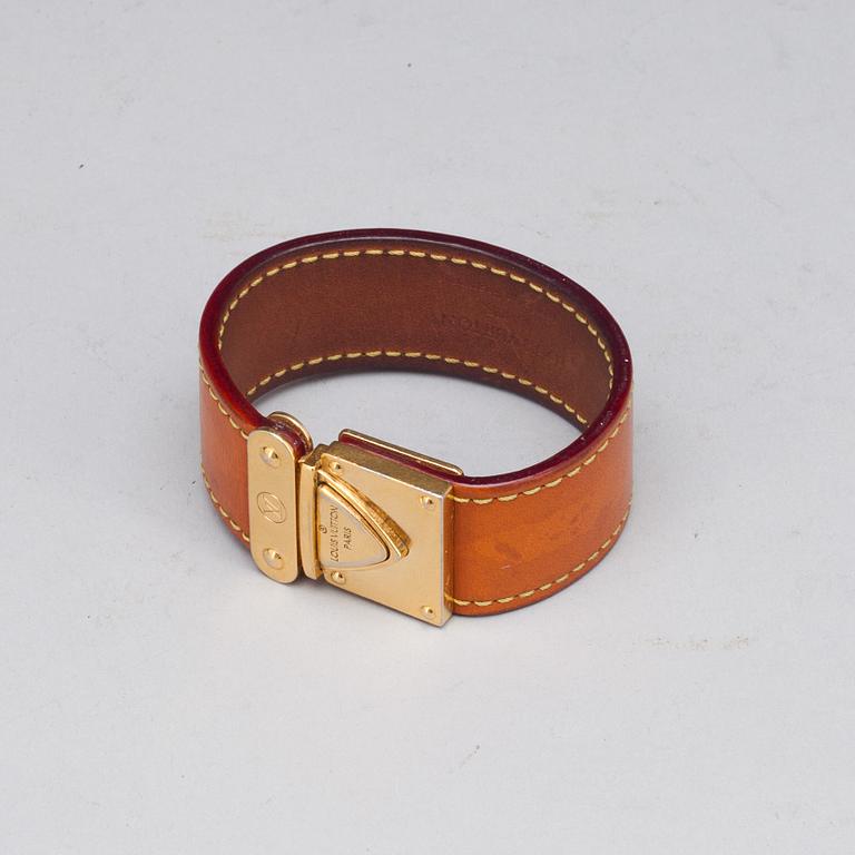 ARMBAND, Louis Vuitton, Paris.