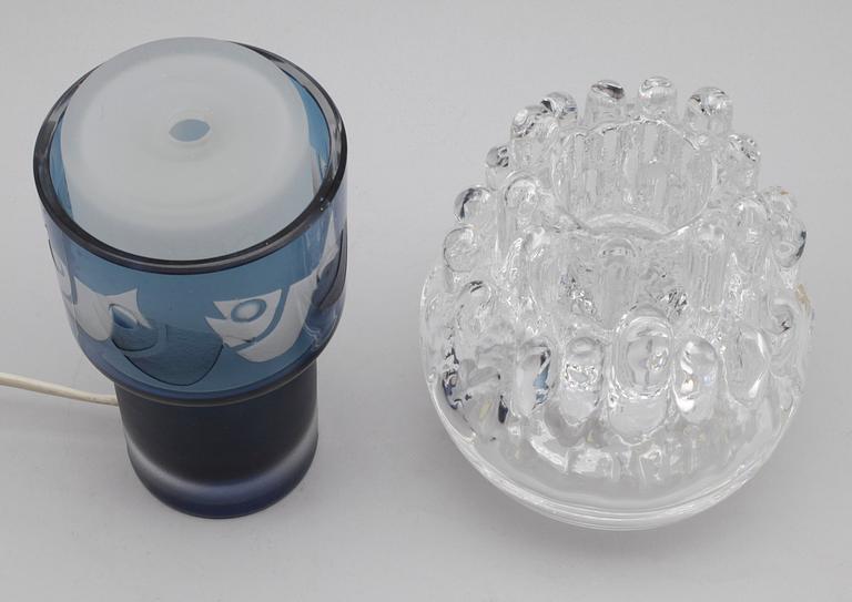 BORDSLAMPA OCH LJUSLYKTA, glas, Ove Sandeberg och Göran Wärff, 1900-talets andra hälft.