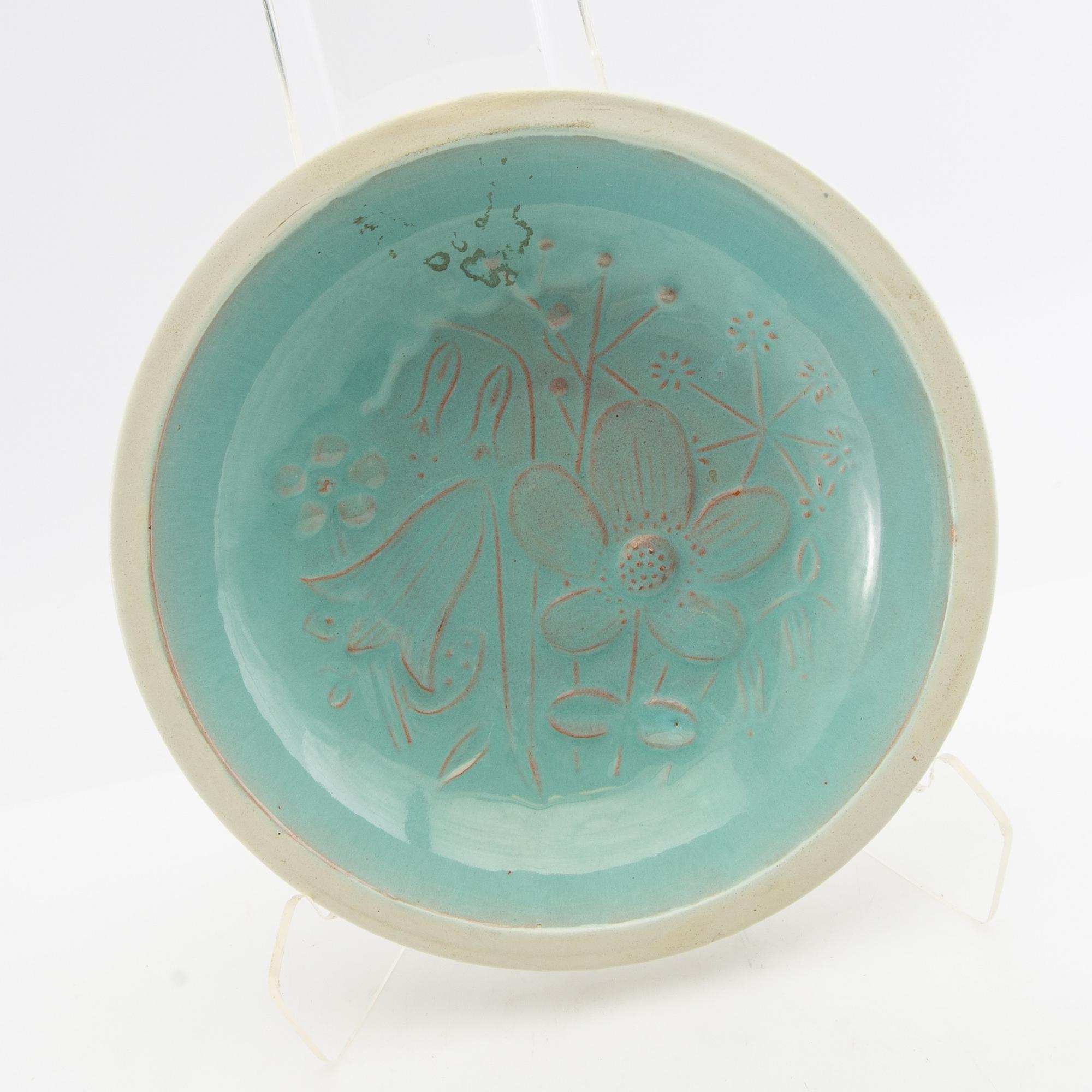 Anna-Lisa Thomson, Fruit bowl and dish Uppsala Ekeby mid-20th century stoneware.