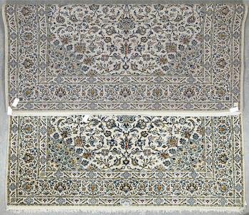 MATTA, old Keshan. Ca 350 x 258.