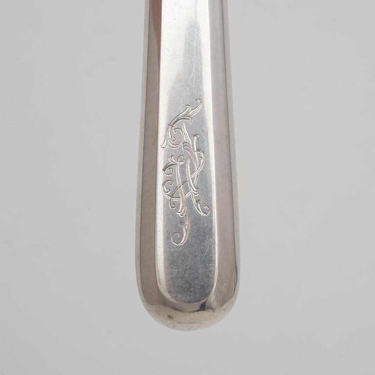 BESTICKSERVIS, 36 delar, silver, Ryssland, 1908-17. Vikt 3019 gram.