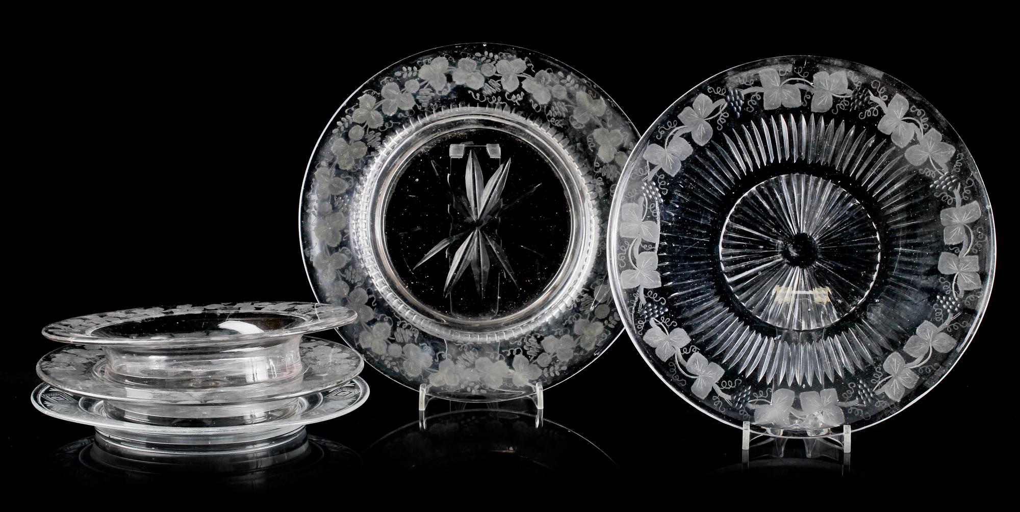 COASTERS, 4st och FAT, glas, 1800-tal, Ryssland.