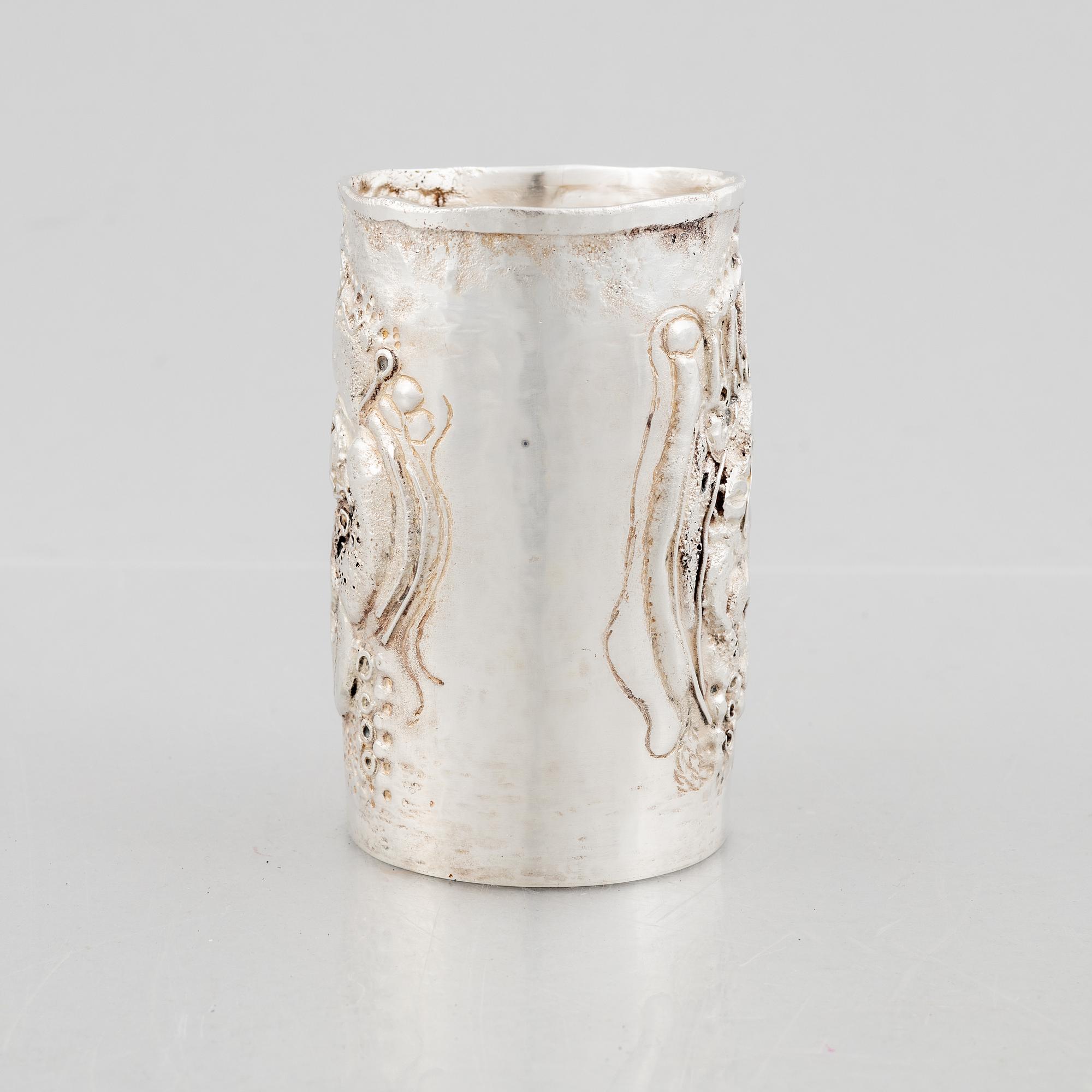A sterling silver vase, mark of Lars Arby, Gothenburg, Sweden 1983.