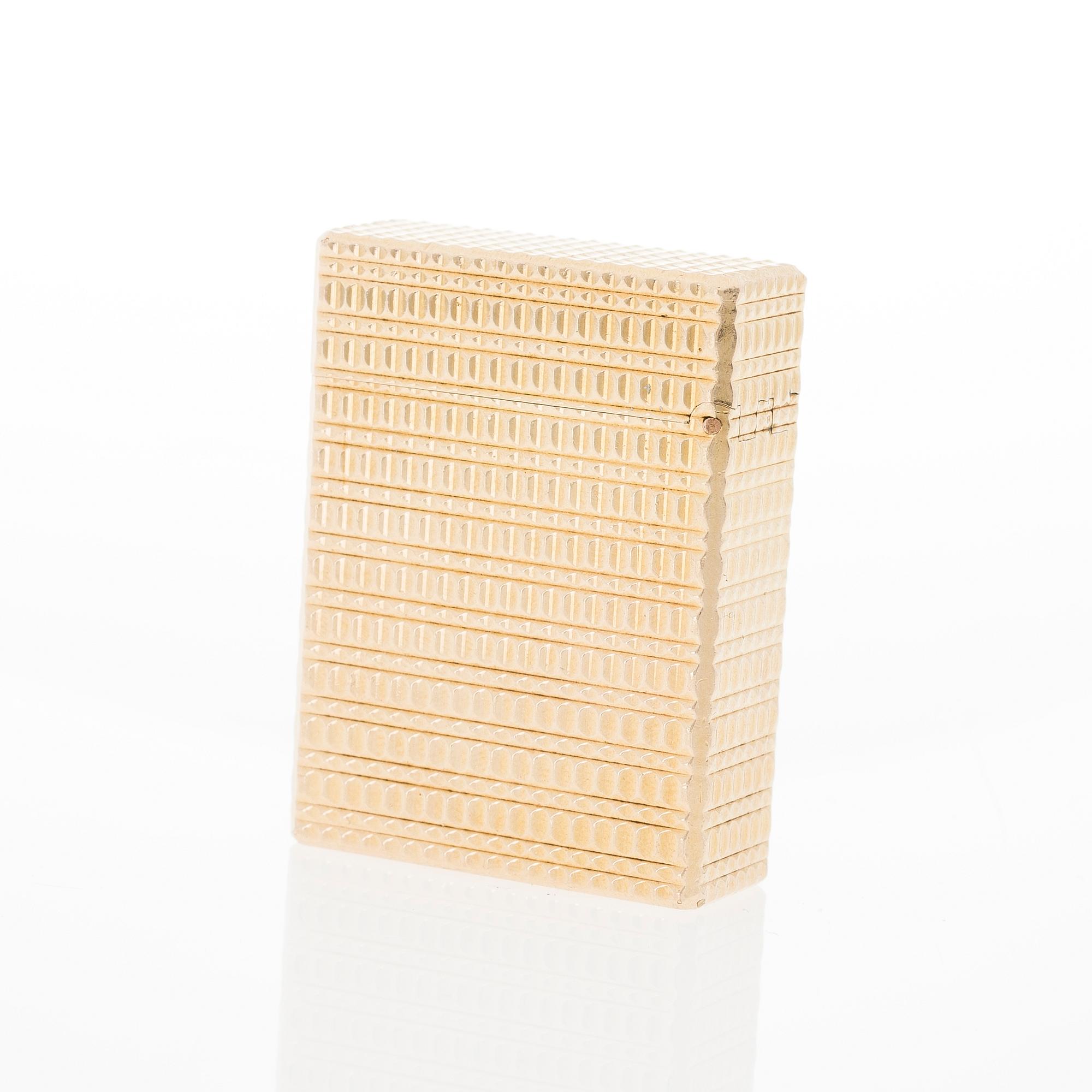 DUPONT, lighter.