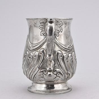 MUGG, silver, London 1783/84. Vikt ca 310 gram.