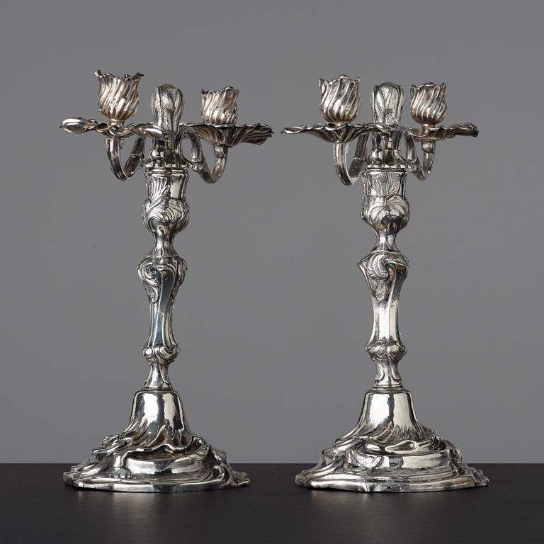 KANDELABRAR, för två ljus, Sverige, 1700-talets andra hälft, rokoko.